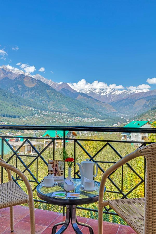 Club Mahindra Snow Peaks Manali Hotel Bagian luar foto