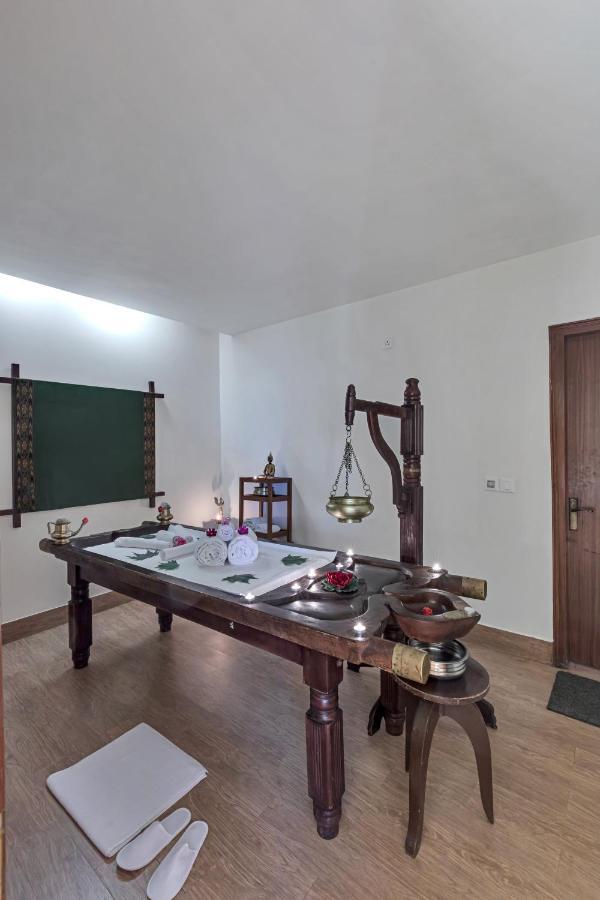 Club Mahindra Snow Peaks Manali Hotel Bagian luar foto