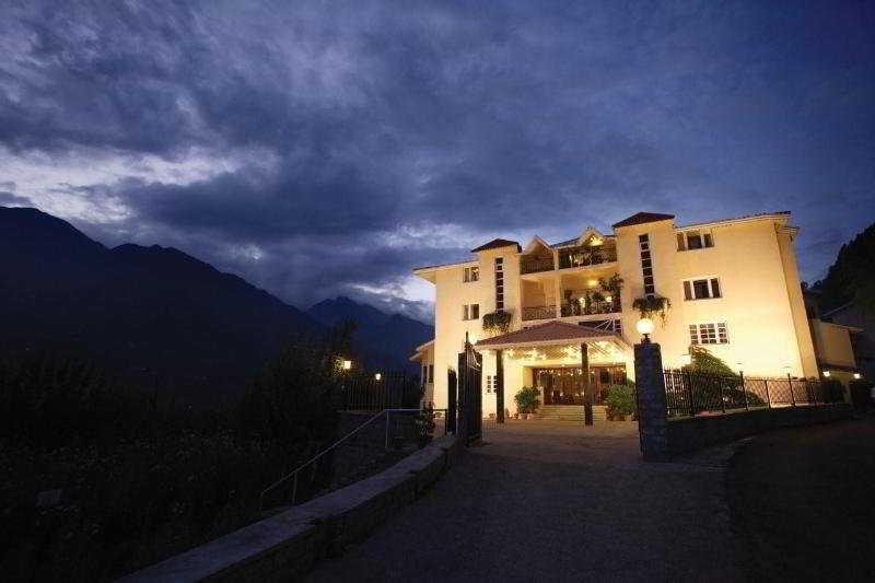 Club Mahindra Snow Peaks Manali Hotel Bagian luar foto