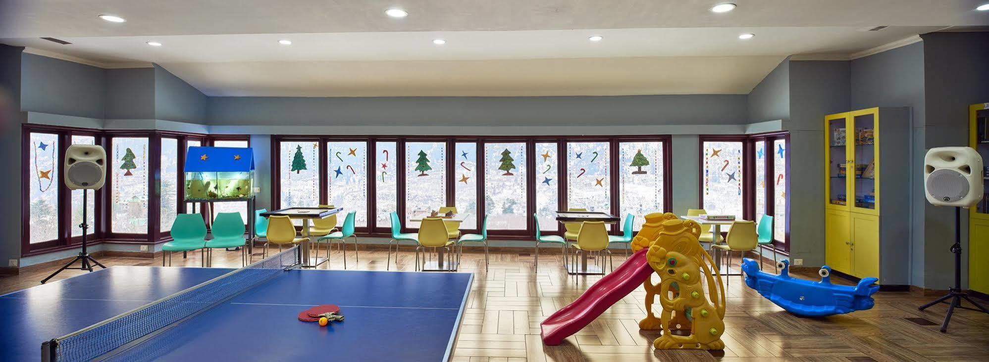 Club Mahindra Snow Peaks Manali Hotel Bagian luar foto